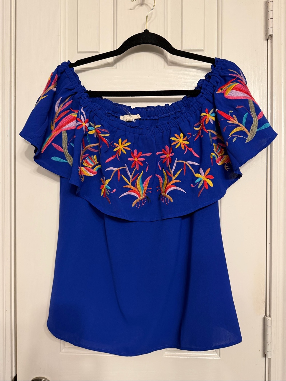entro Royal Blue Off-Shoulder Embroidered Floral Top
